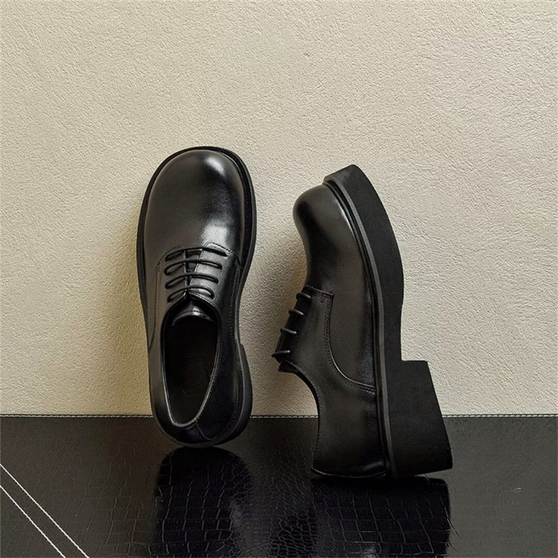 Botas Masculinas Urbanas Couro Com Cordões - Preto