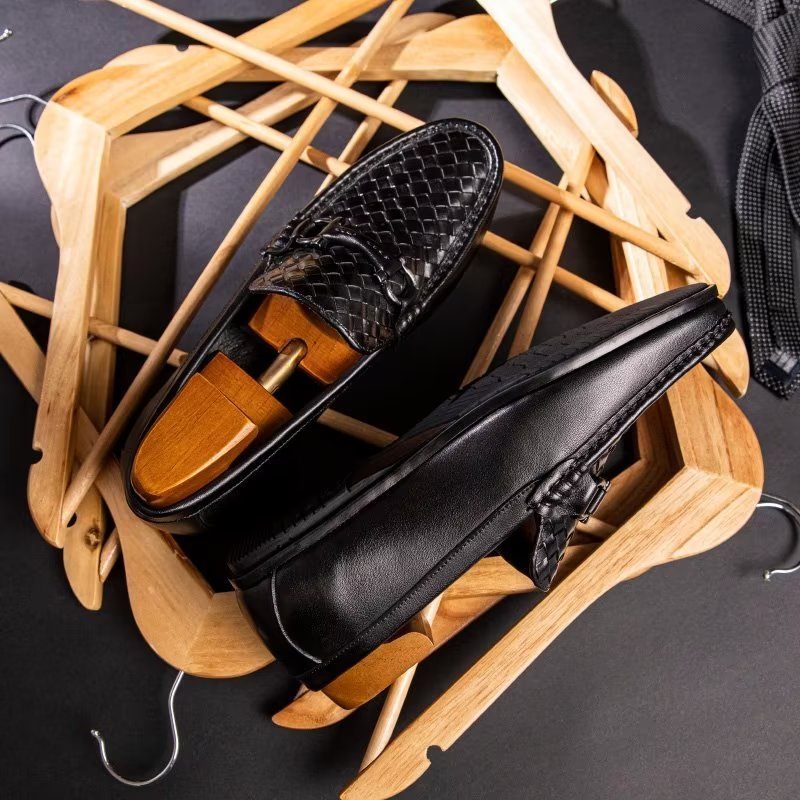 Mocassins Masculinos Com Bico Metal Exótico Sem Cadarço - Preto