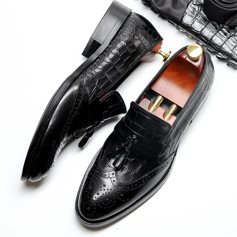 Mocassins Masculinos Vintage Com Borla Brogue - Preto