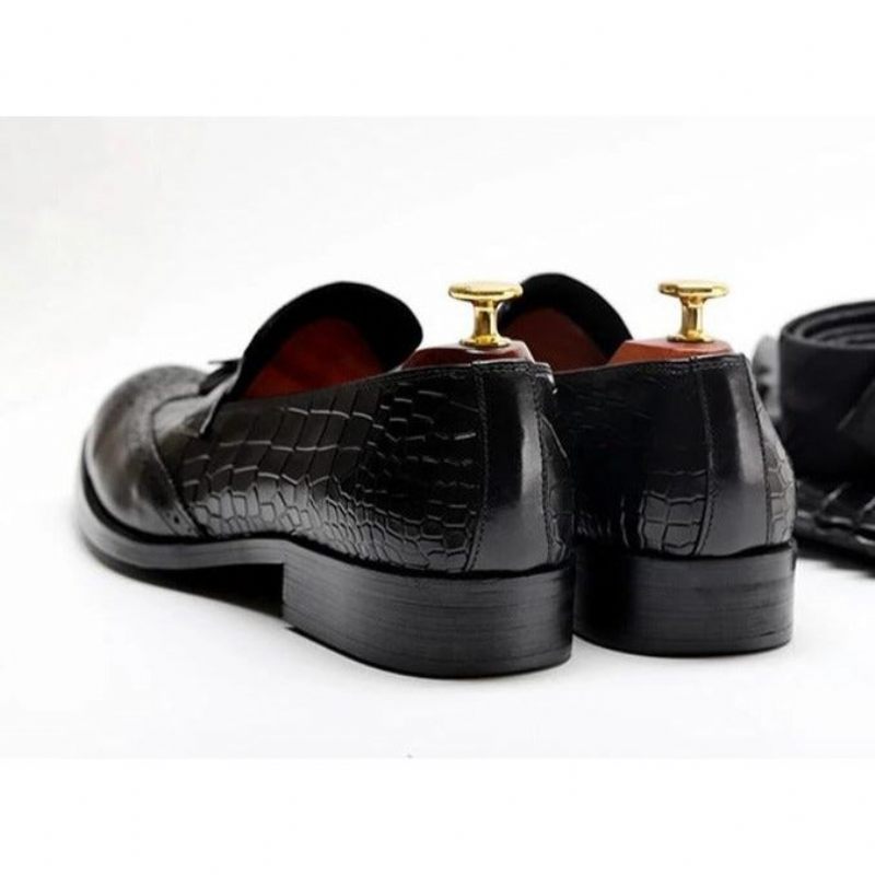 Mocassins Masculinos Vintage Com Borla Brogue - Preto