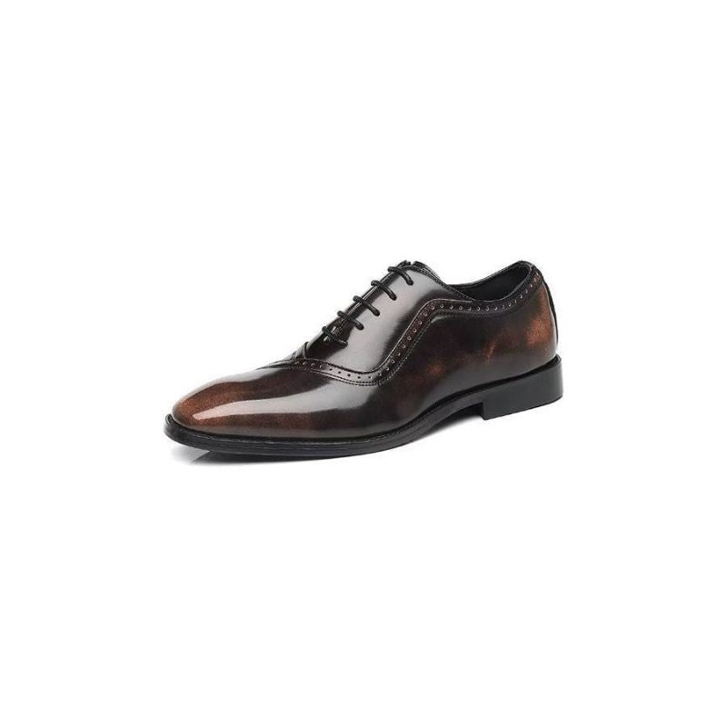 Sapatos Formais Masculinos Com Elegância Em Relevo Dedo Apontado Elegante Oxford - Café