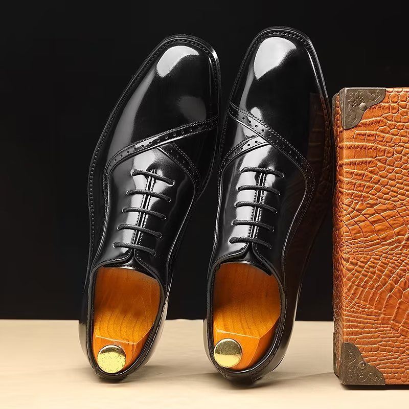 Sapatos Formais Masculinos Com Elegância Em Relevo Dedo Apontado Elegante Oxford - Preto