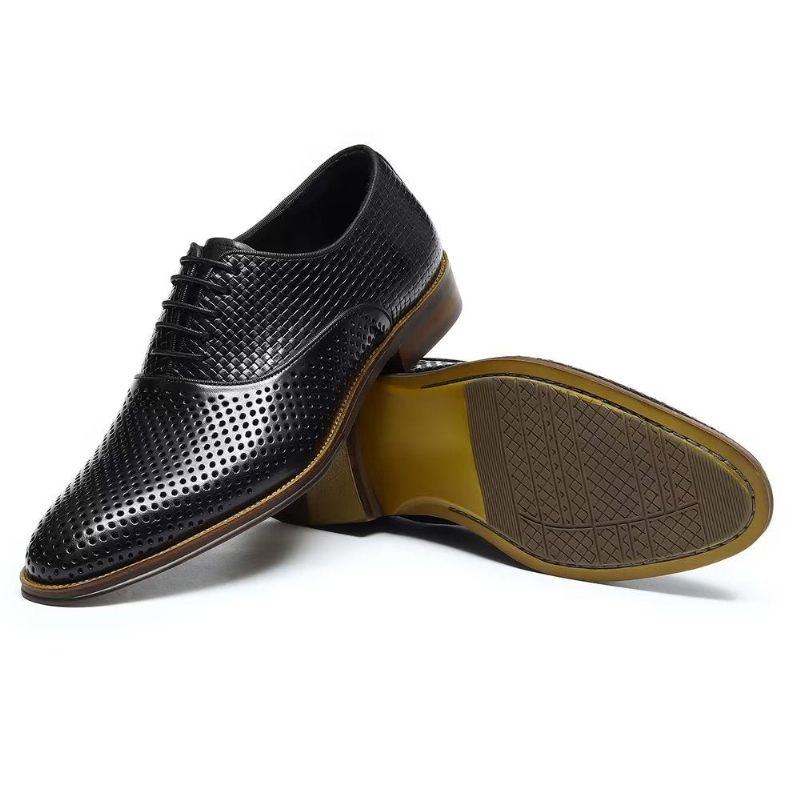 Sapatos Formais Masculinos Com Elegância Em Relevo Sociais Exóticos Bico Redondo Oxford - Preto
