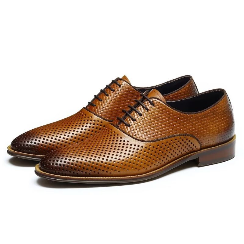 Sapatos Formais Masculinos Com Elegância Em Relevo Sociais Exóticos Bico Redondo Oxford - Café