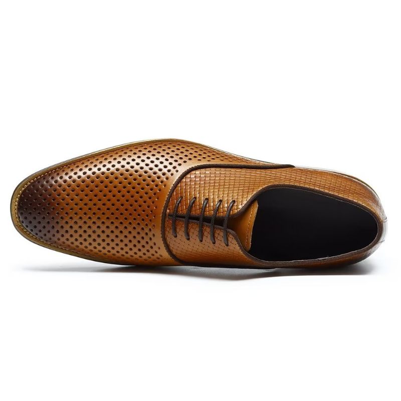 Sapatos Formais Masculinos Com Elegância Em Relevo Sociais Exóticos Bico Redondo Oxford - Café