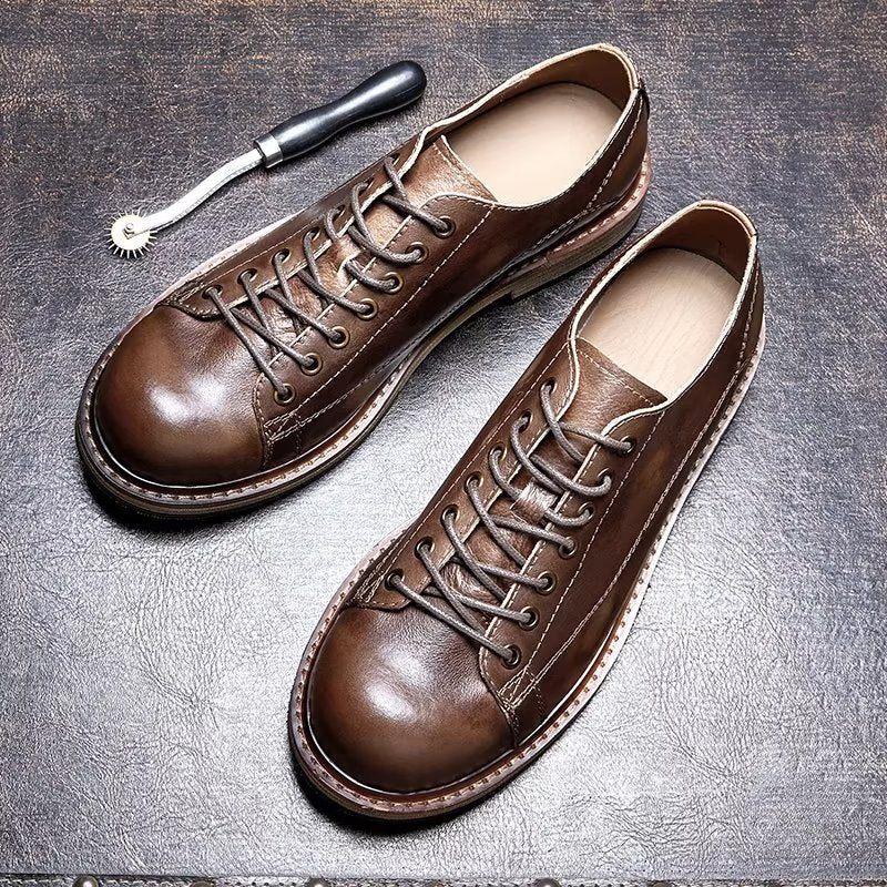 Sapatos Formais Masculinos Couro Com Bico Redondo E Cadarço - Café