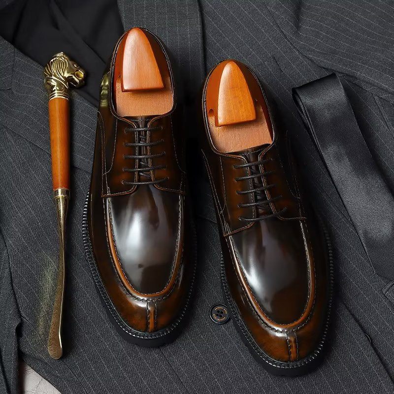 Sapatos Formais Masculinos Couro Vaca Luxo Com Bico Redondo Derby - Café