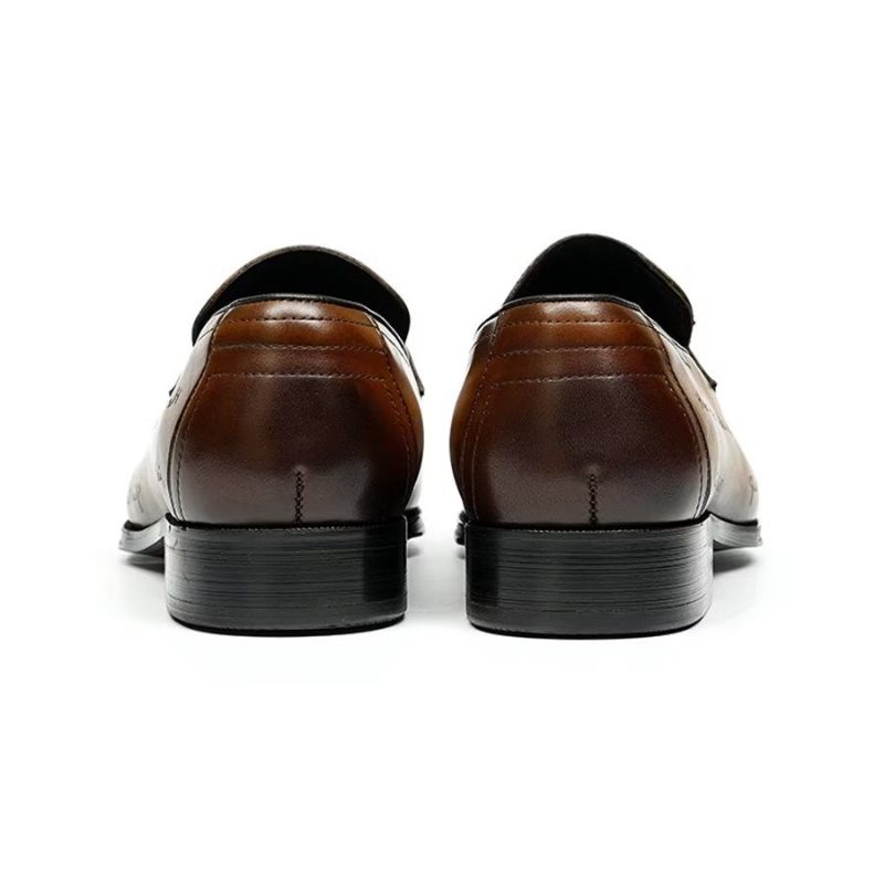 Sapatos Formais Masculinos Elegantes Esculpidos Em Couro Britânico Executivos - Marrom