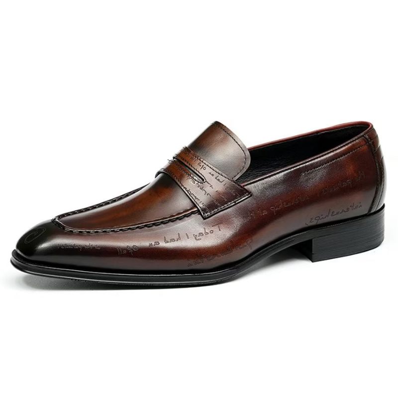 Sapatos Formais Masculinos Elegantes Esculpidos Em Couro Britânico Executivos - Café